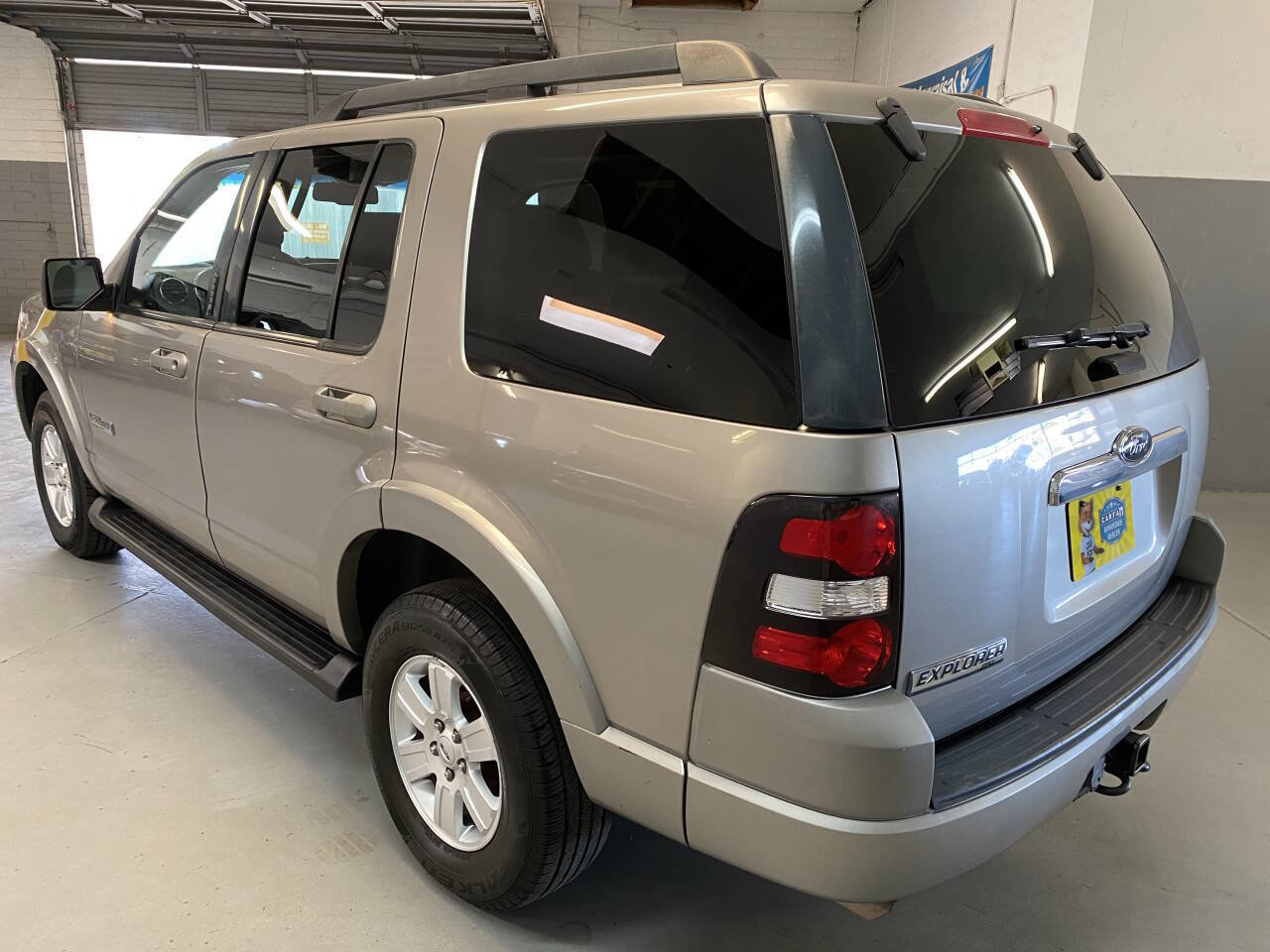 Used 2008 Ford Explorer XLT image 4