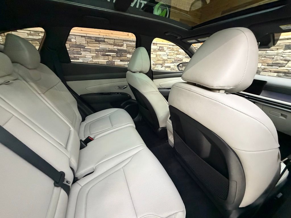 Certified 2025 Hyundai Tucson Limited image 31