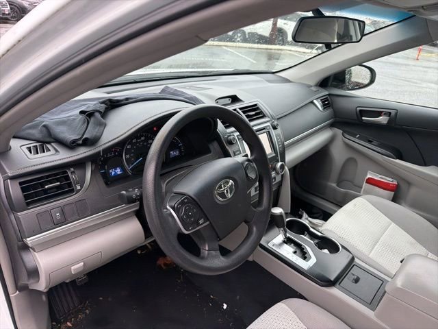 Used 2013 Toyota Camry LE image 5