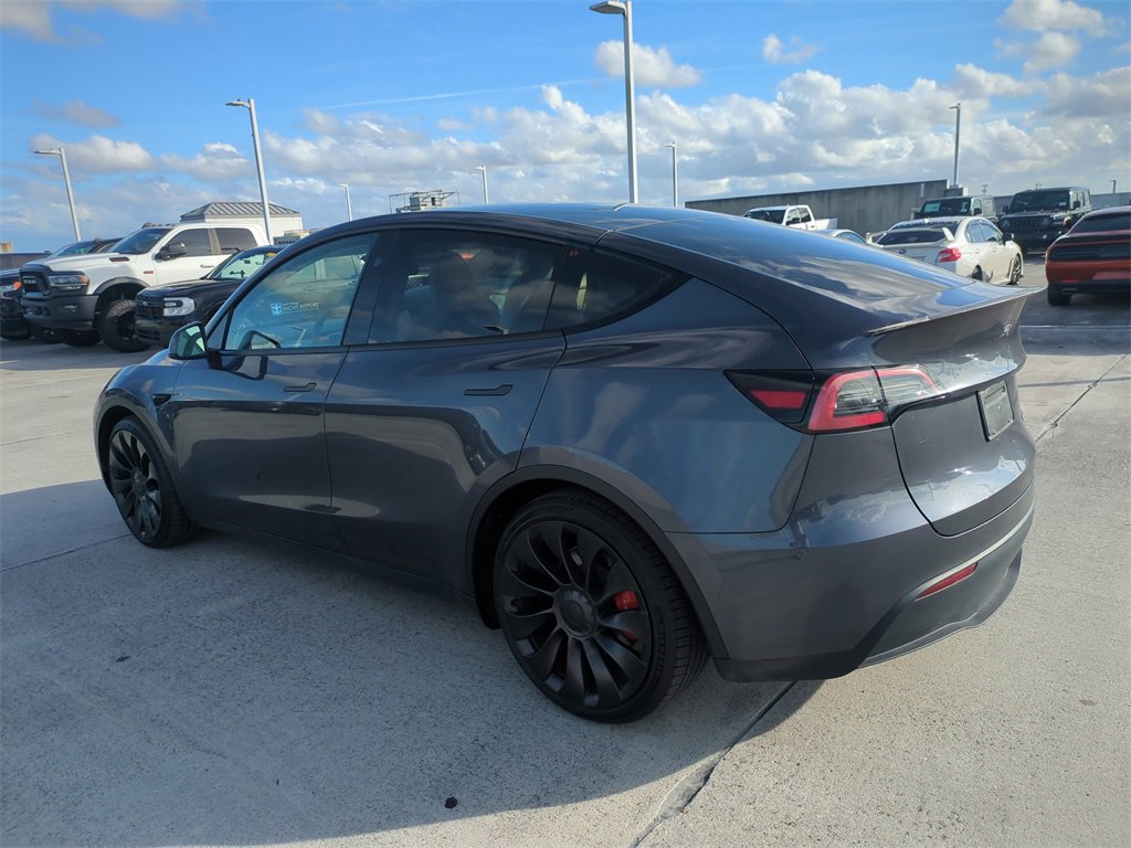 Used 2023 Tesla Model Y Performance image 7