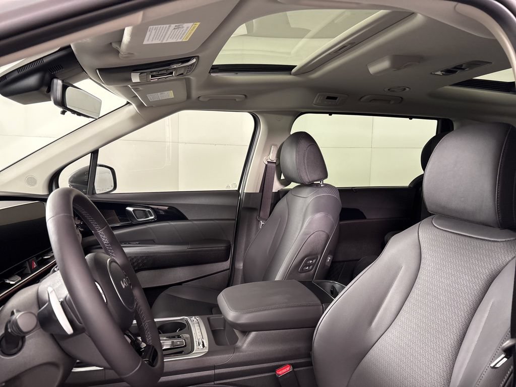 New 2026 Kia Carnival SX Prestige FWD image 29