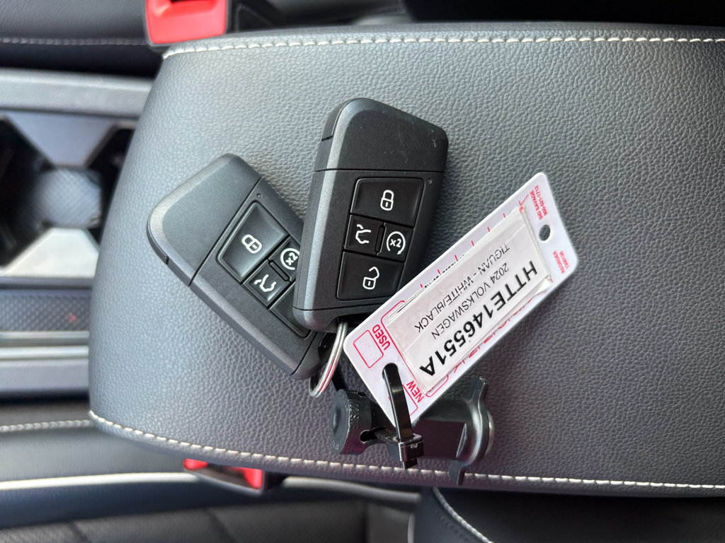 Used 2024 Volkswagen Tiguan SEL R-Line AWD/4WD image 38