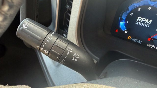 Used 2025 Ford Bronco Outer Banks AWD/4WD image 17