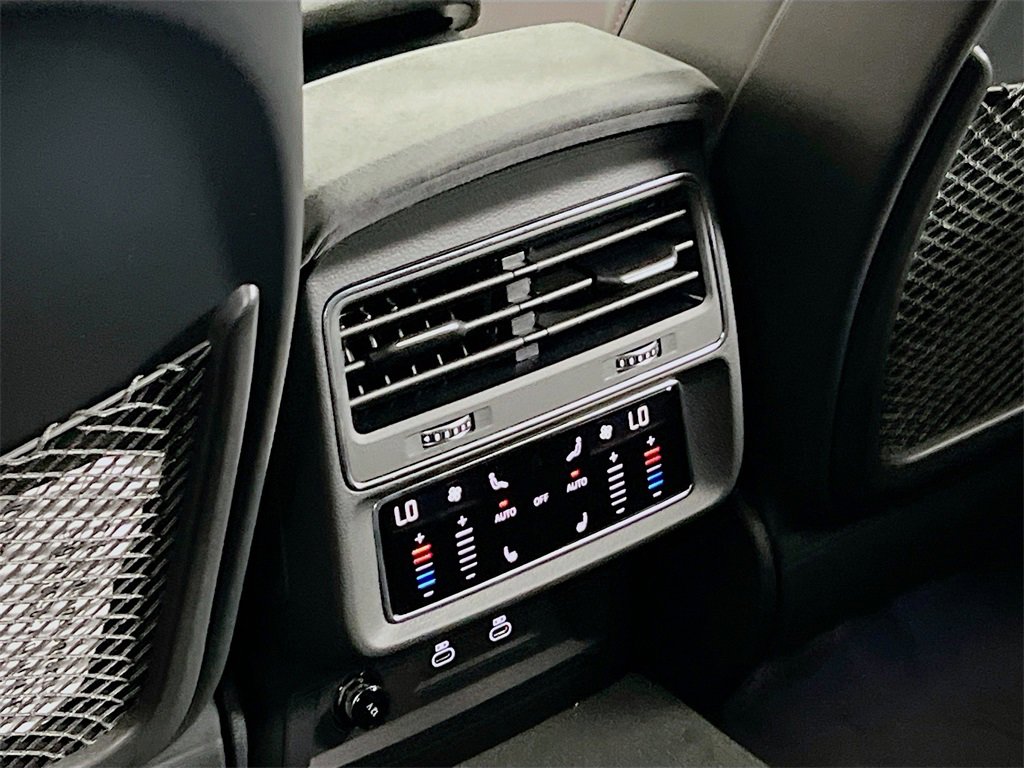 New 2026 Audi RS Q8 performance image 25