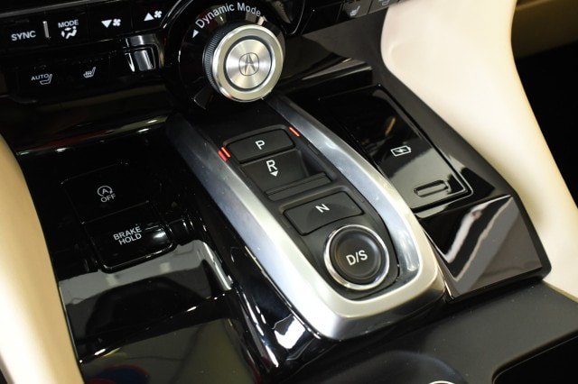 Used 2023 Acura MDX w/ Technology Package AWD/4WD image 34