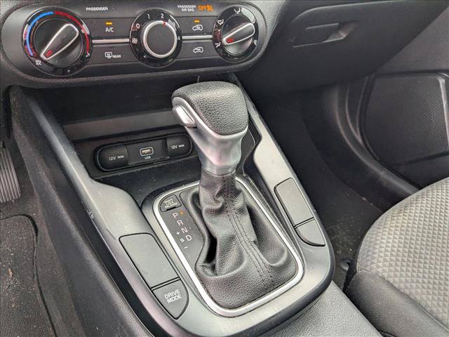 Used 2020 Kia Soul LX FWD image 11