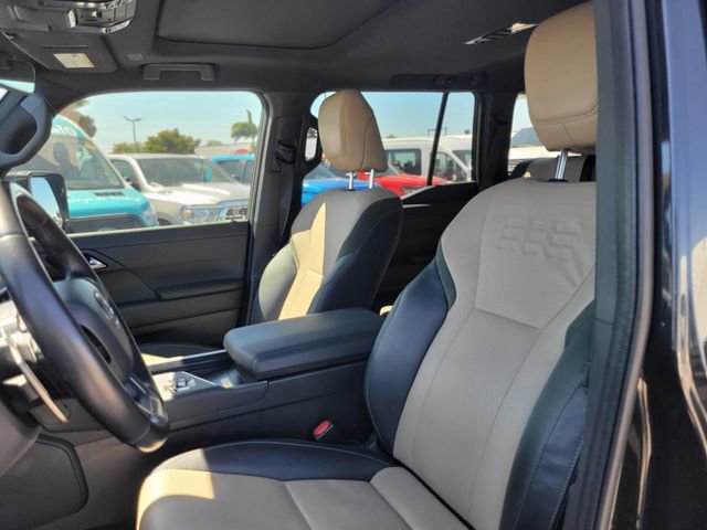 Used 2024 Lexus GX 550 image 19