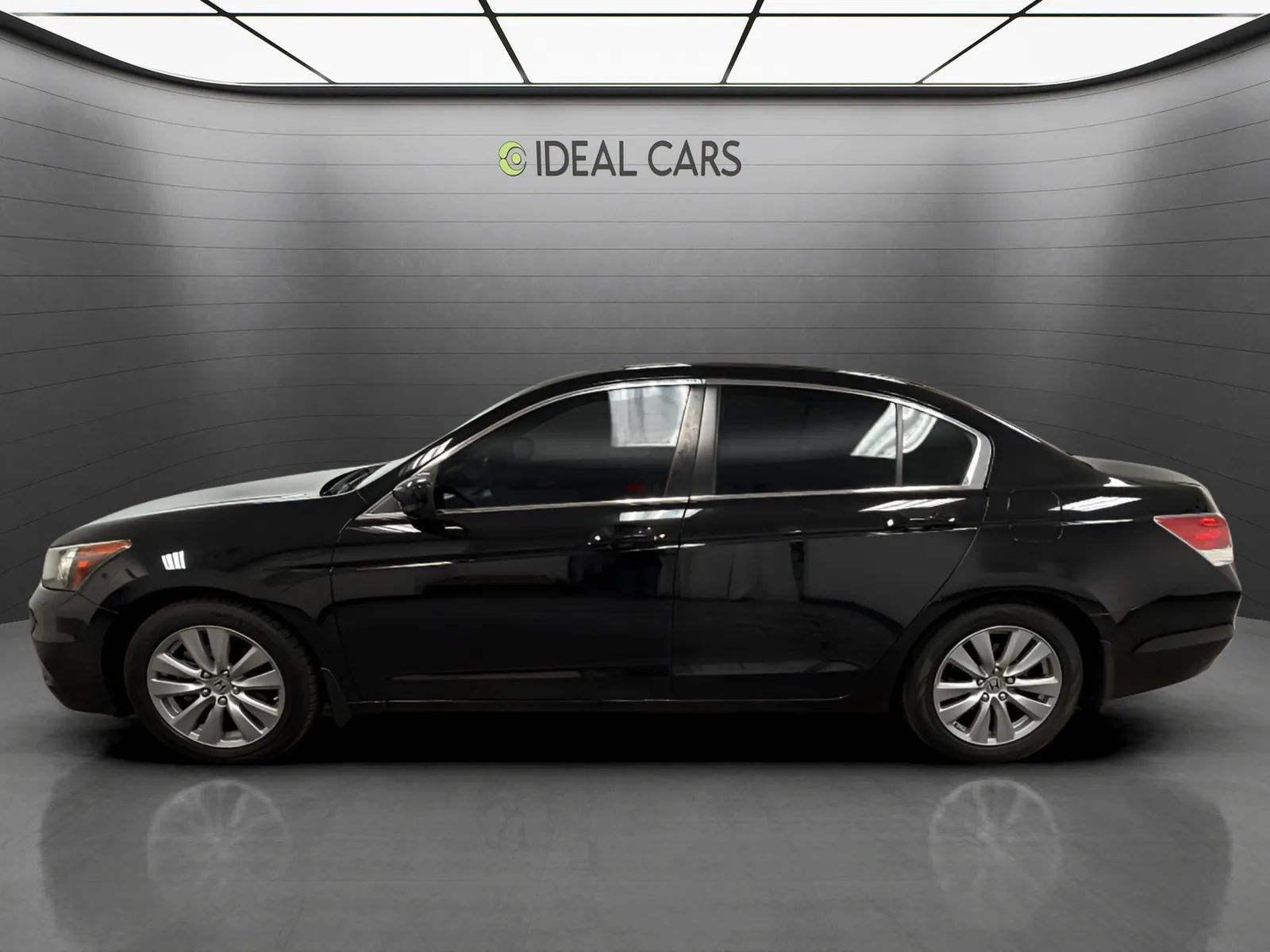 Used 2011 Honda Accord EX-L image 9