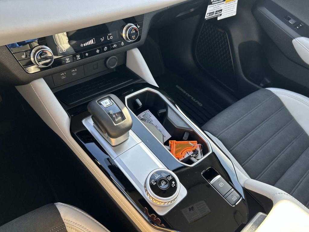 New 2026 Mitsubishi Outlander SE FWD image 27