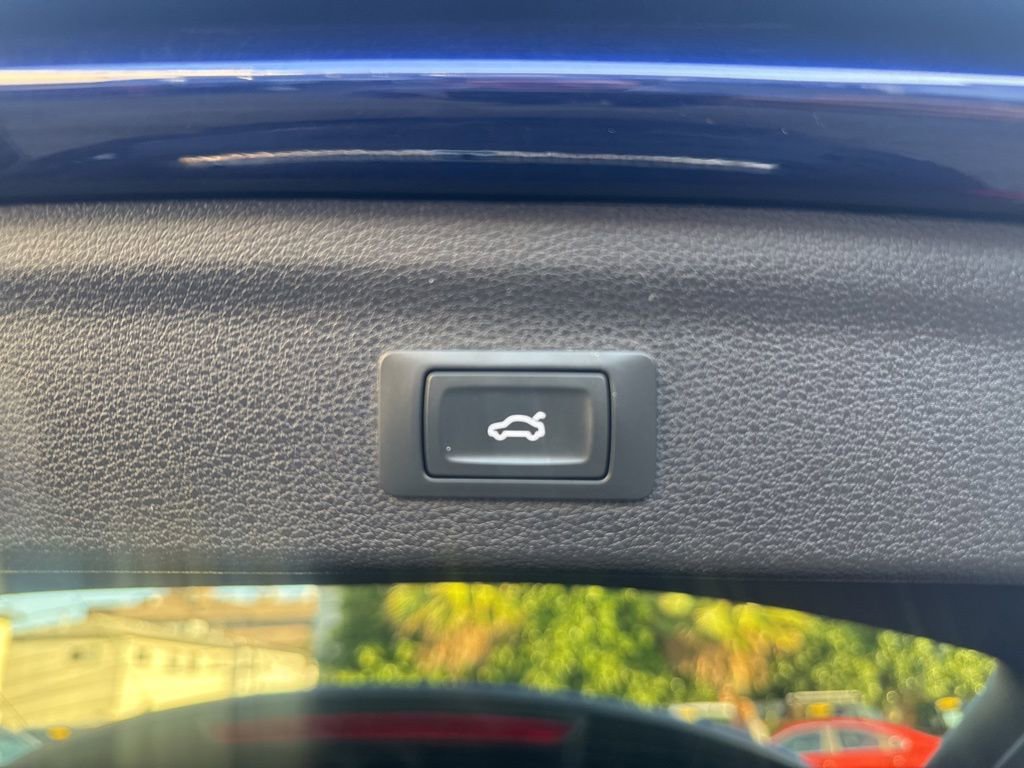 Used 2022 Audi Q3 2.0T Premium image 32