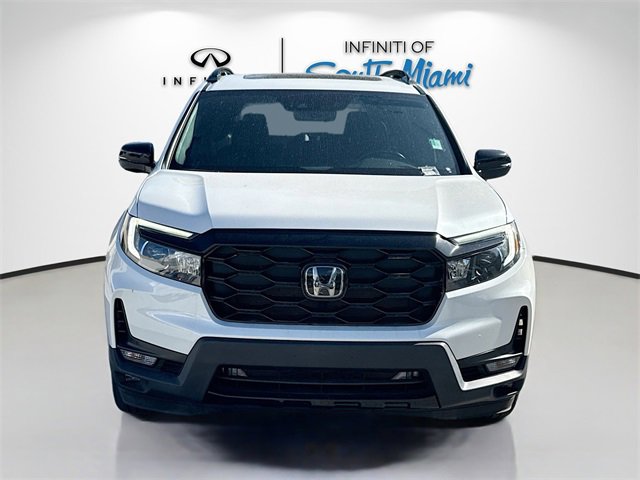 Used 2023 Honda Passport Elite image 2