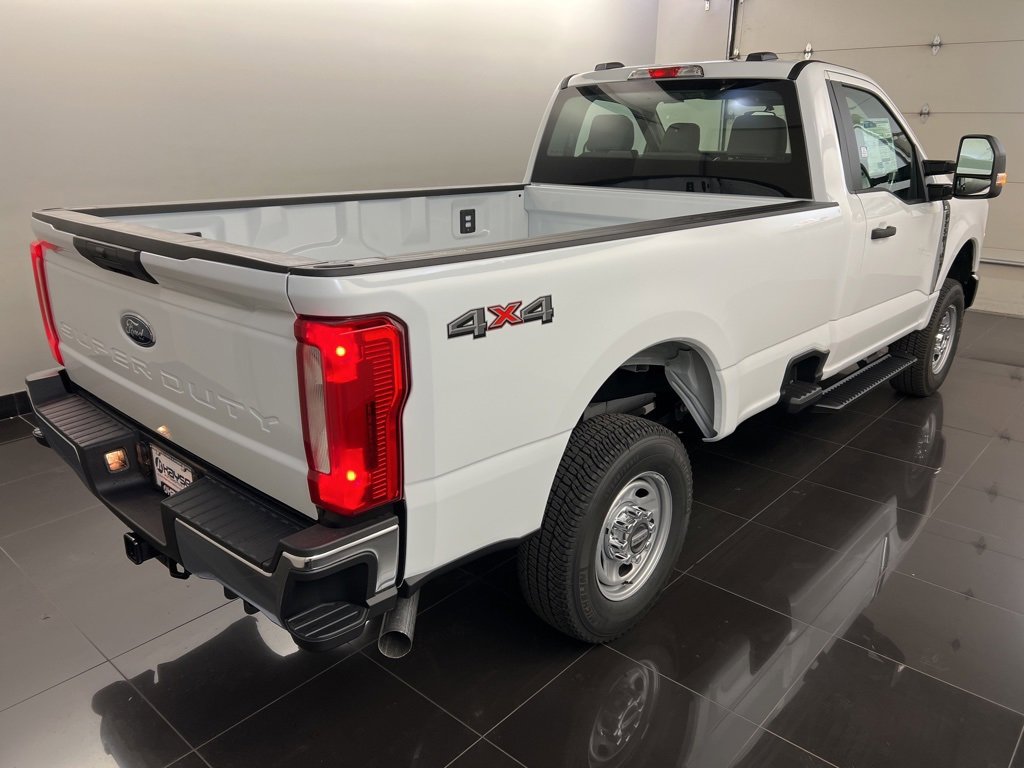 New 2026 Ford F250 XL w/ XL Chrome Package image 6