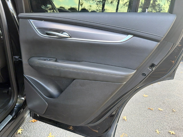 Certified 2024 Cadillac XT6 Luxury w/ LPO, Floor Liner Package AWD/4WD image 16