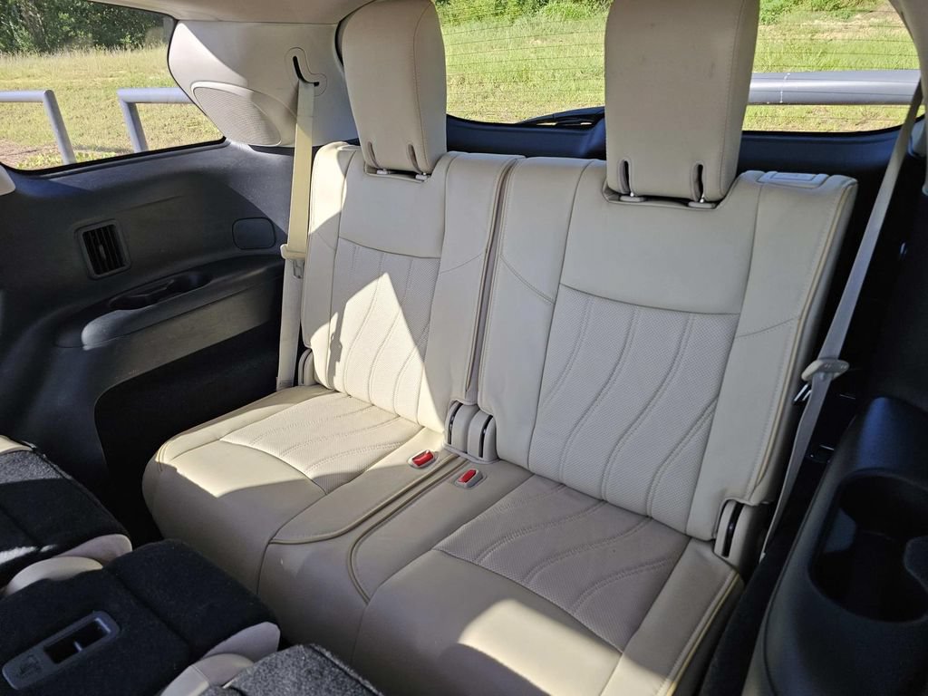 Used 2015 INFINITI QX60 FWD w/ Premium Plus Package image 18