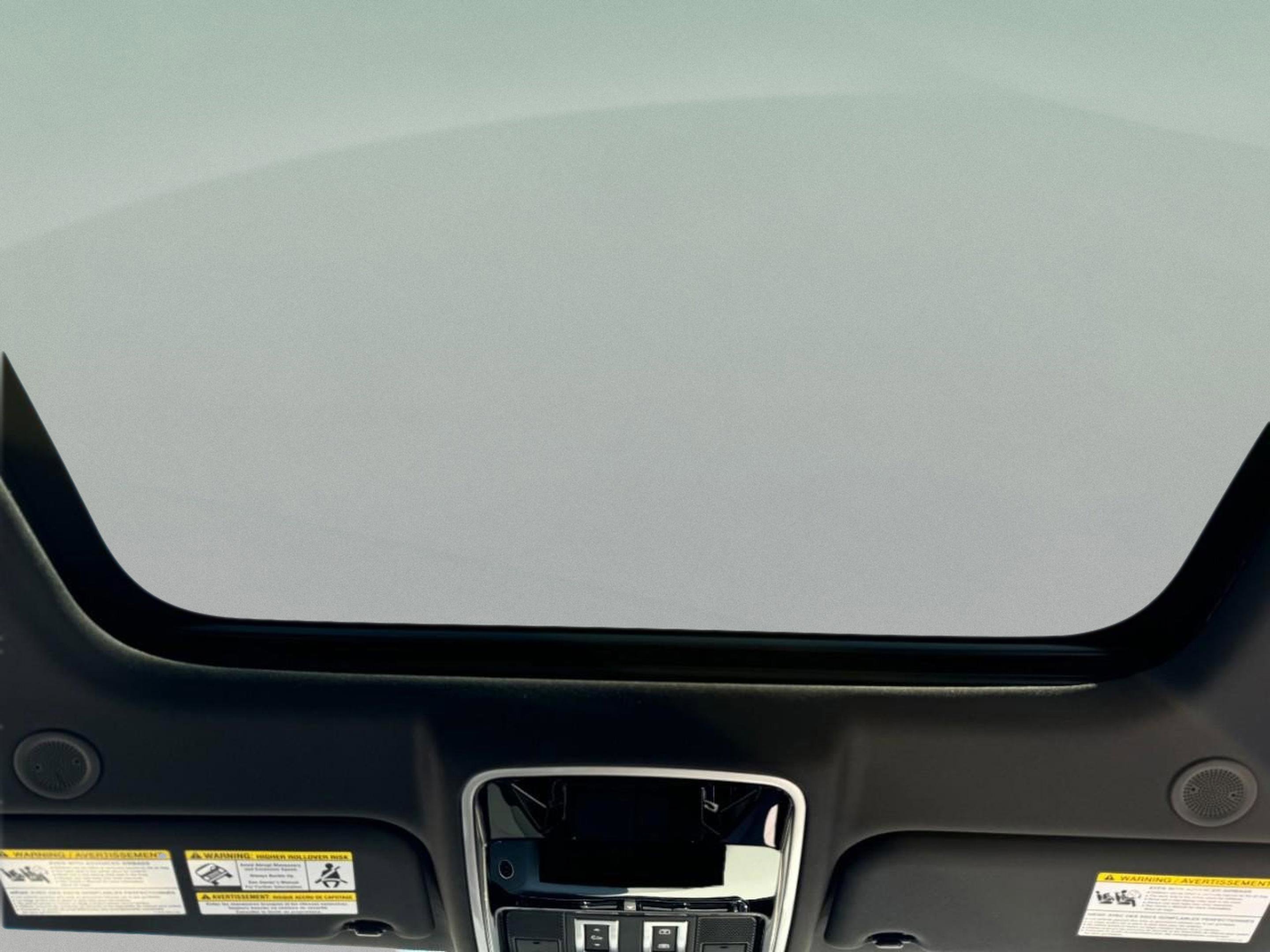 Used 2026 Land Rover Range Rover Velar Dynamic SE image 14