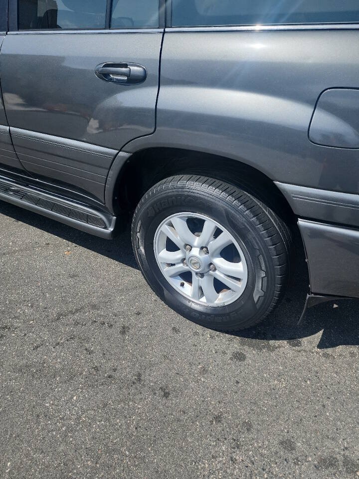 Used 2003 Lexus LX 470 4WD image 7