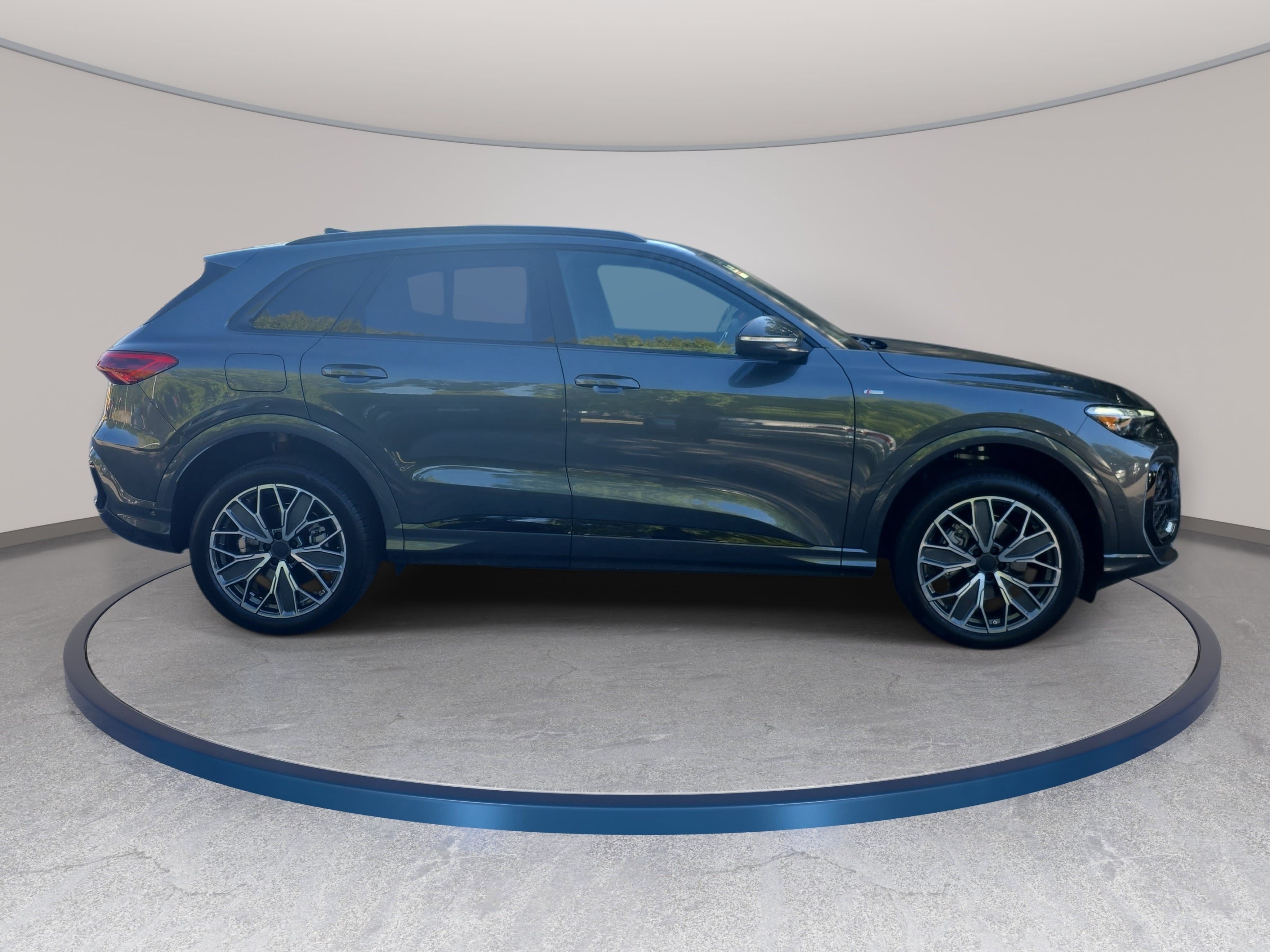 New 2026 Audi Q5 Premium Plus AWD/4WD image 4
