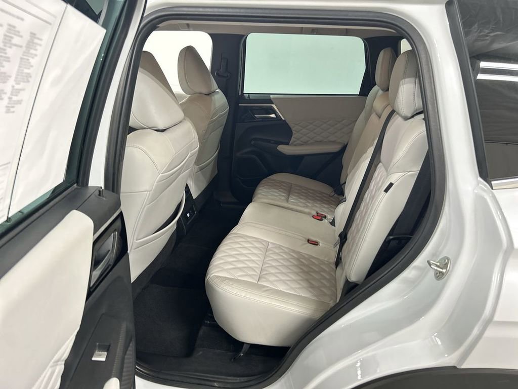 Used 2022 Mitsubishi Outlander SEL AWD/4WD image 20