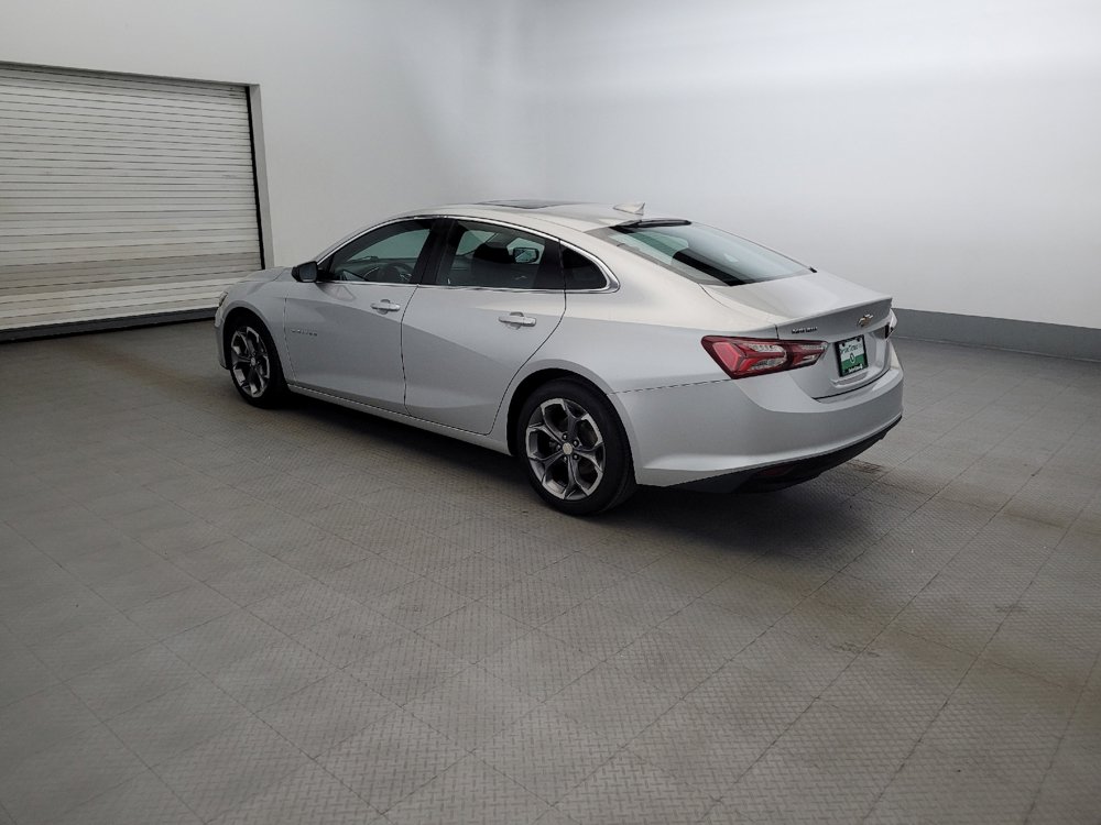 Used 2021 Chevrolet Malibu LT FWD image 3