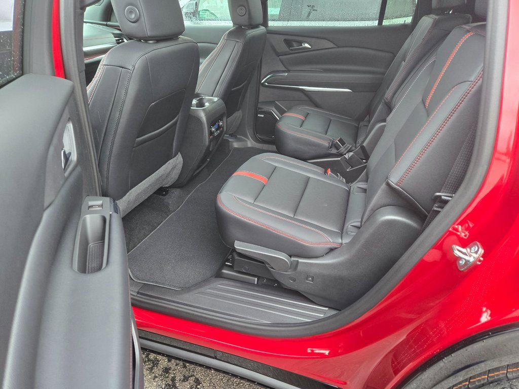 New 2026 Chevrolet Traverse RS image 8