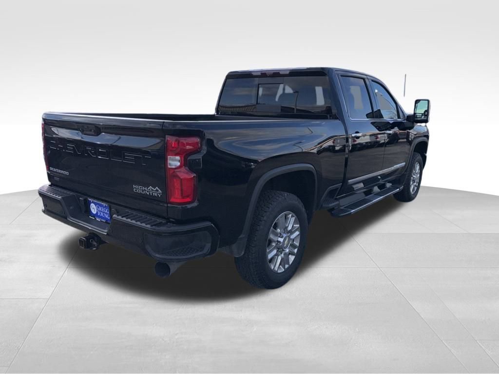 Used 2024 Chevrolet Silverado 2500 High Country w/ High Country Premium Package AWD/4WD image 7