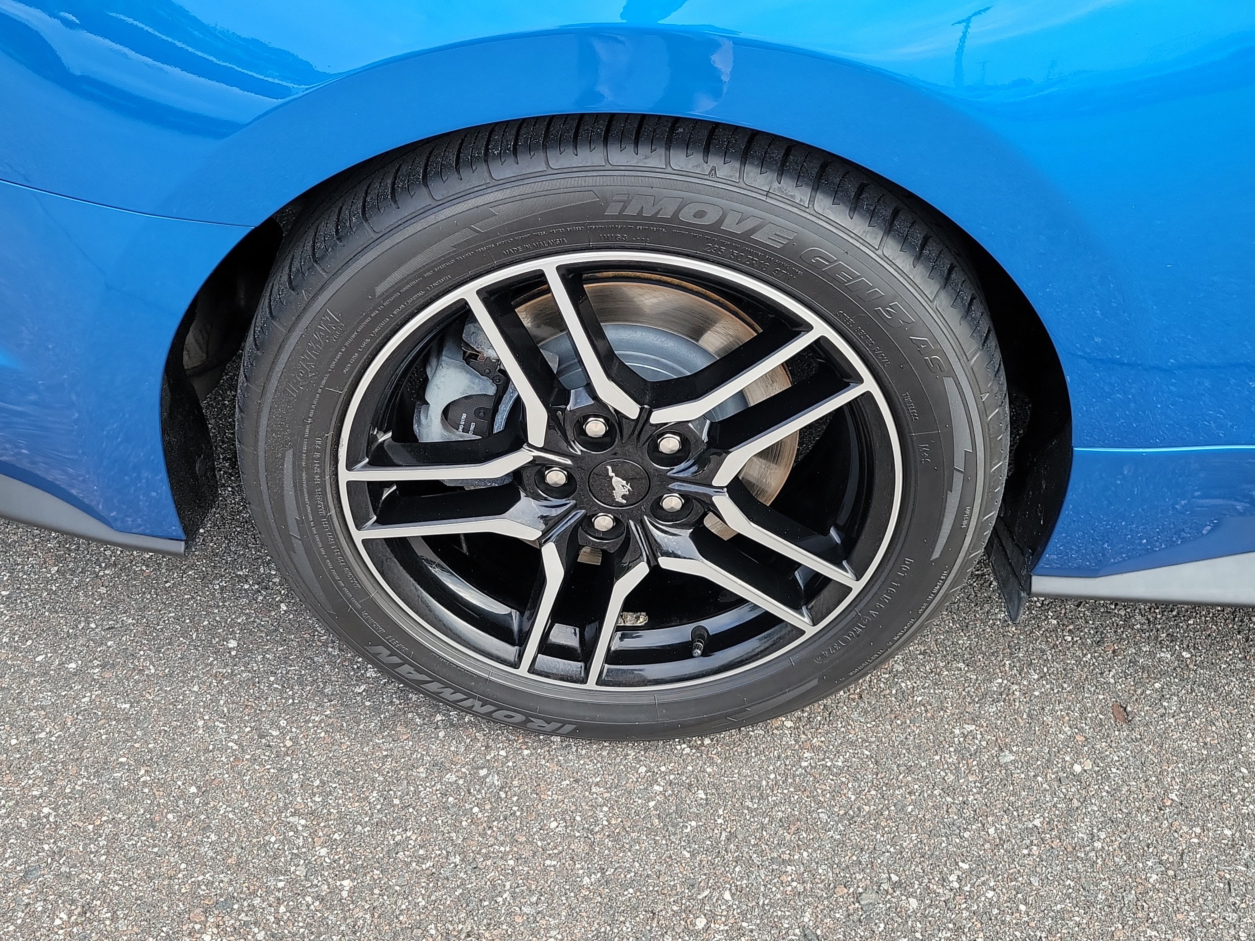 Used 2019 Ford Mustang GT Premium RWD image 31