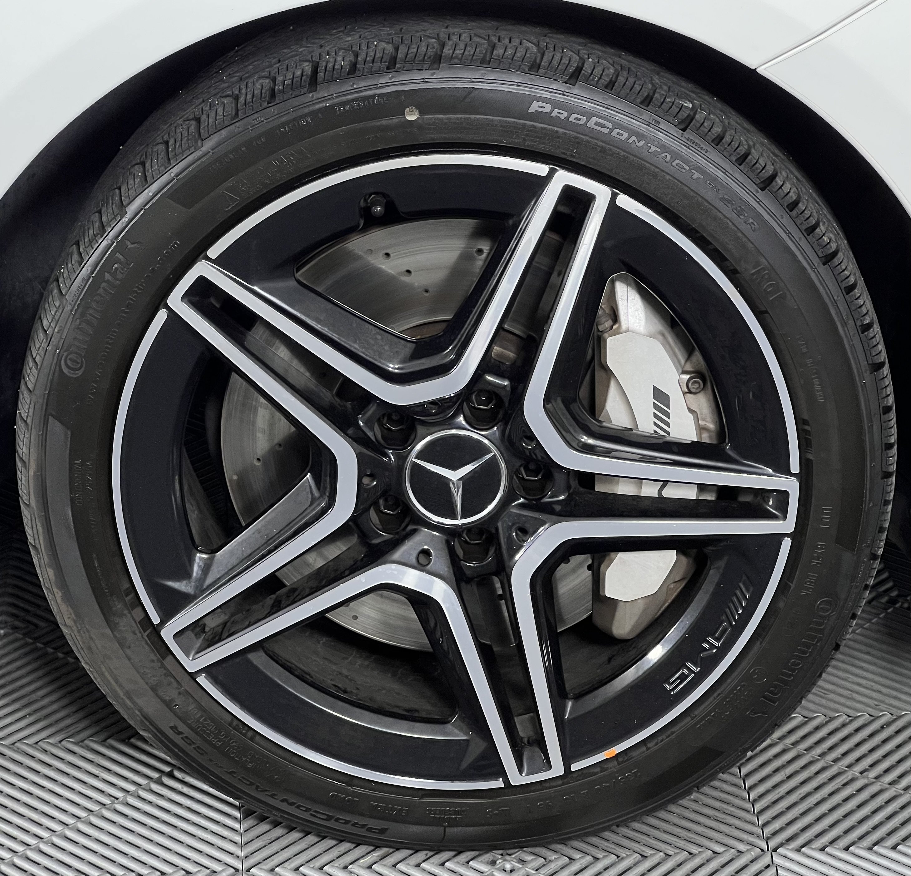 Used 2020 Mercedes-Benz CLA 35 AMG 4MATIC image 15