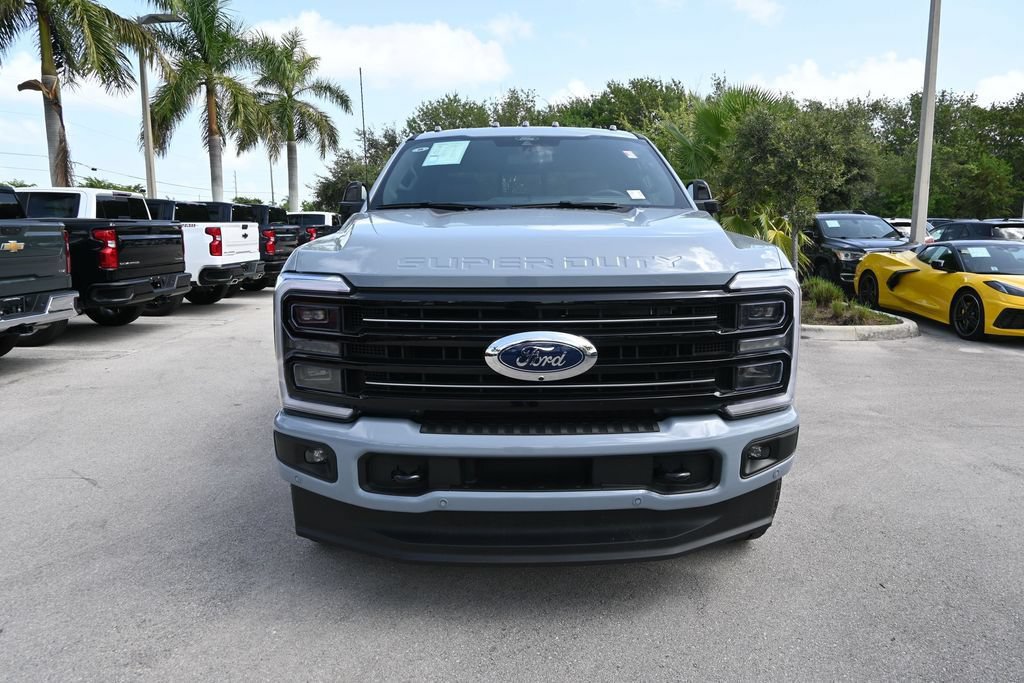 Used 2026 Ford F350 Platinum AWD/4WD image 2