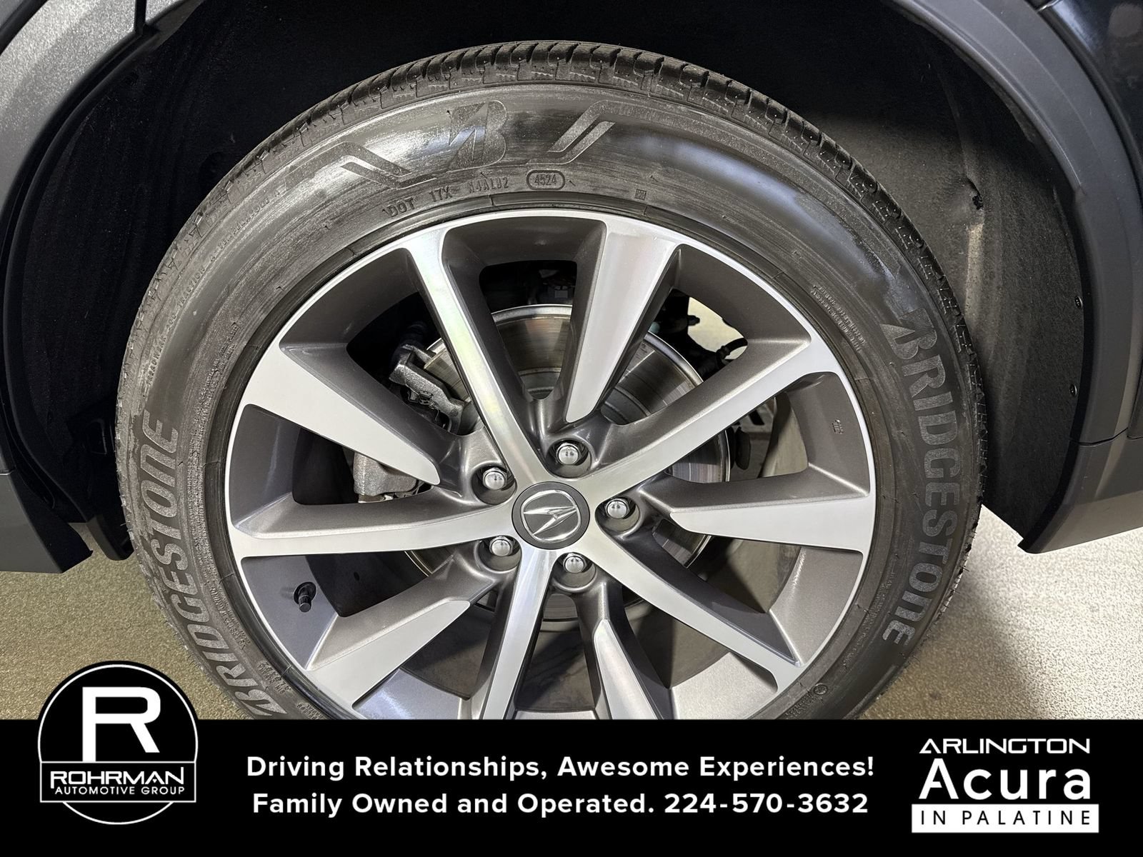 Certified 2025 Acura MDX w/ Technology Package FWD image 5