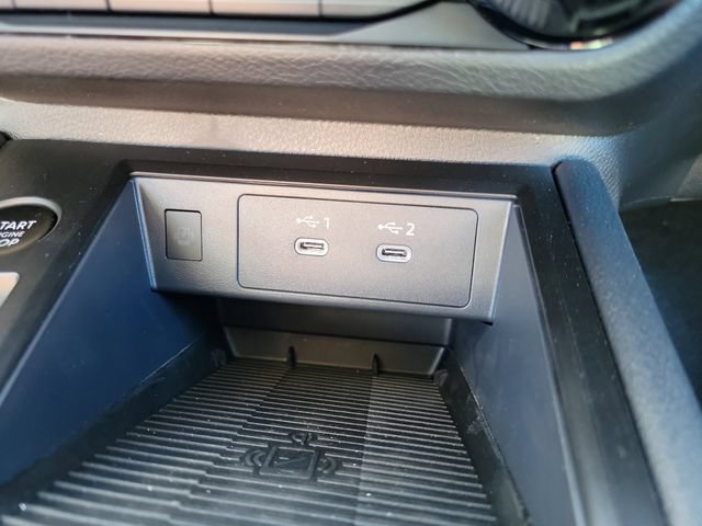 New 2026 Nissan Kicks SV w/ SV Premium Package FWD image 17