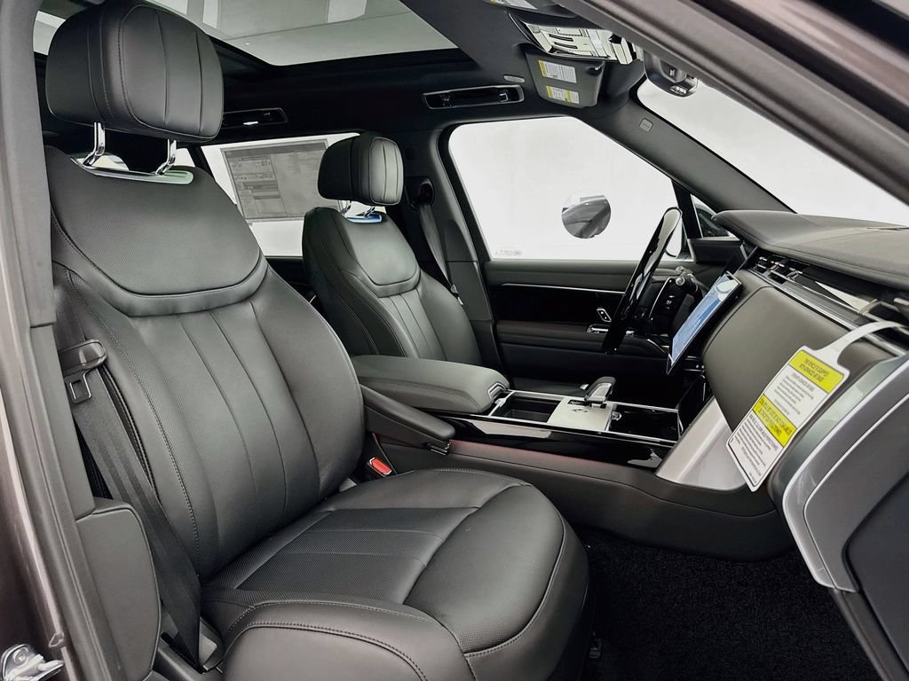 New 2026 Land Rover Range Rover Long Wheelbase SE AWD/4WD image 29