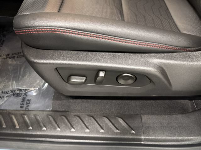 Certified 2026 Chevrolet Colorado Z71 w/ Z71 Convenience Package 2 AWD/4WD image 20