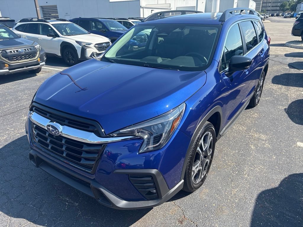 Certified 2026 Subaru Ascent Limited AWD/4WD image 6