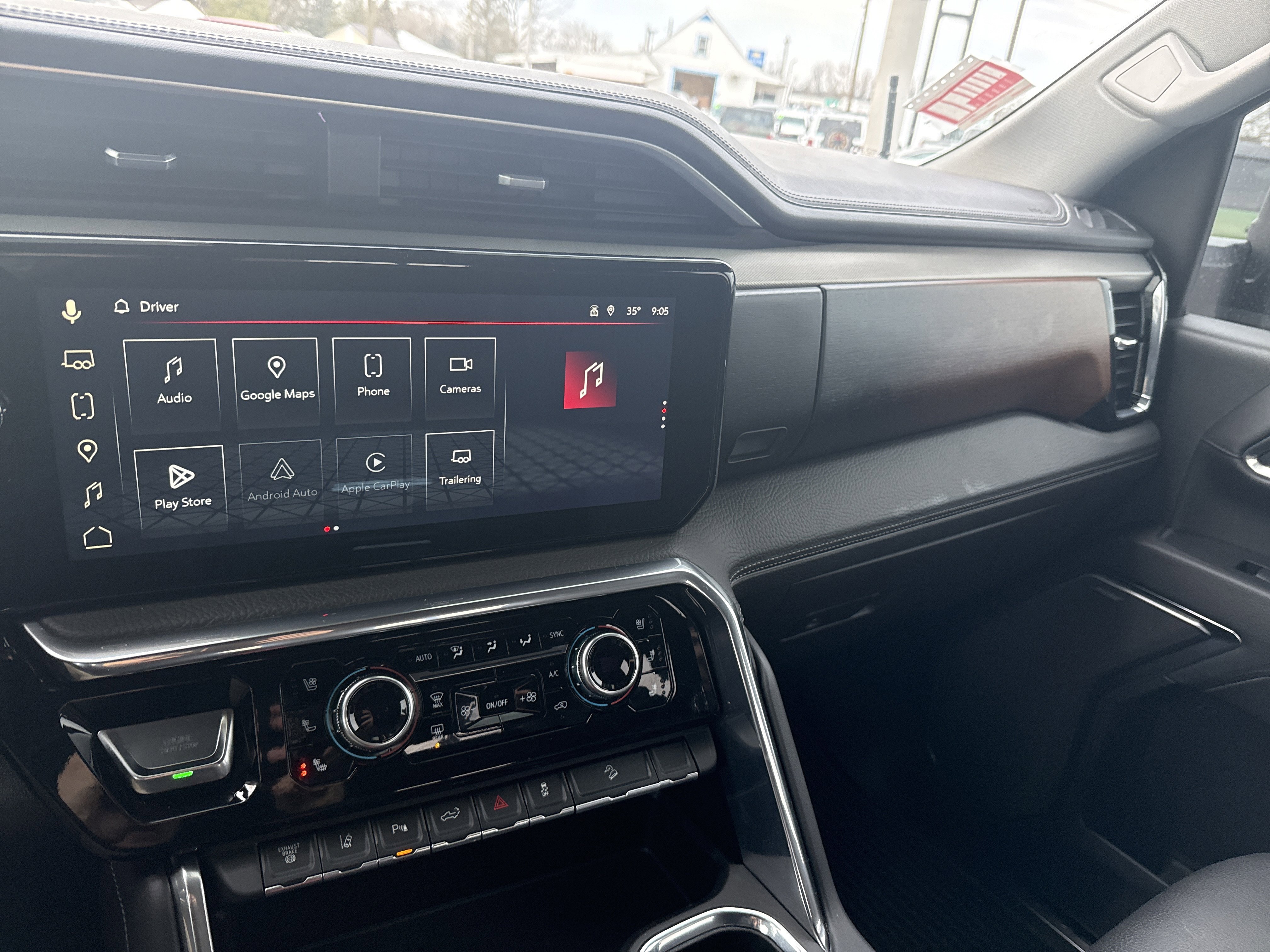 Used 2024 GMC Sierra 2500 Denali w/ Denali Reserve Package image 23