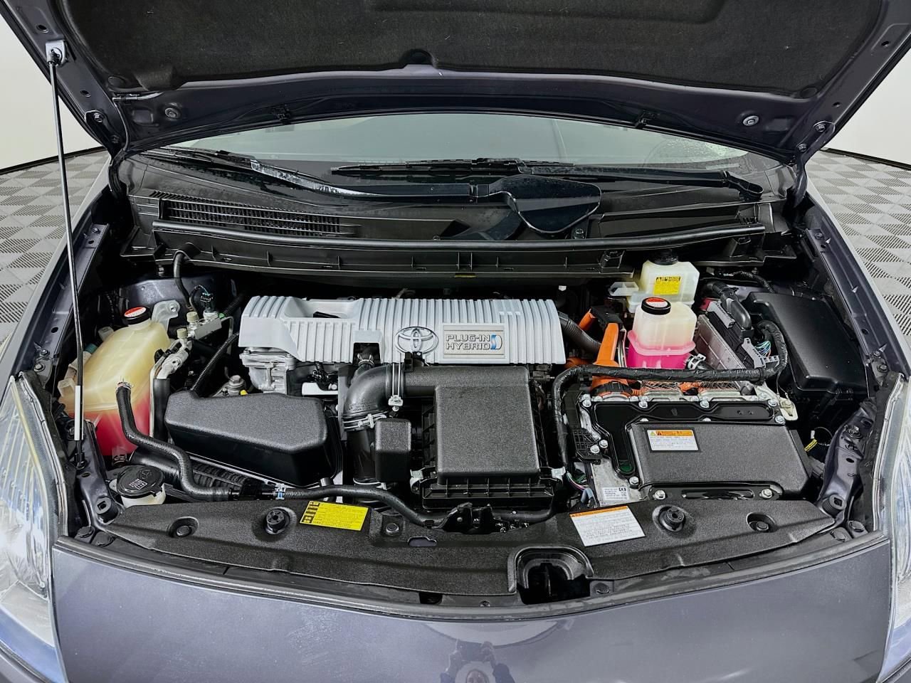 Used 2015 Toyota Prius Prime Plug-In Hybrid image 42