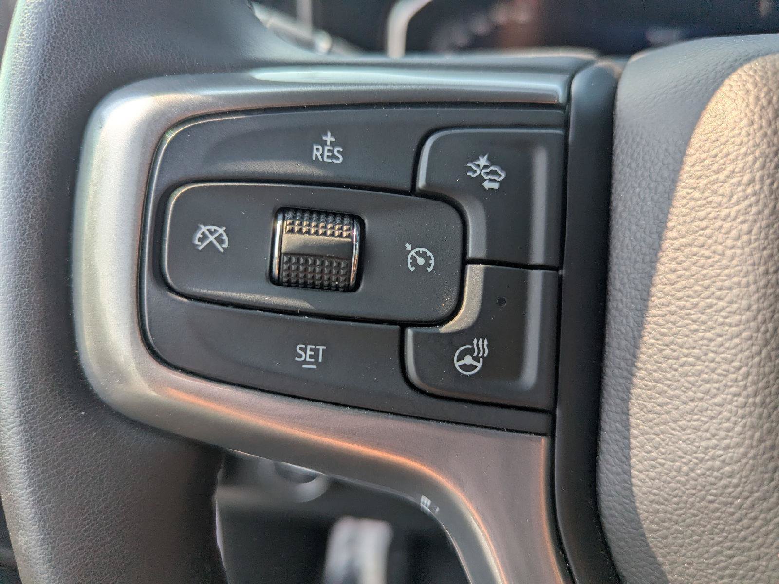 Used 2025 Chevrolet Silverado 2500 LT w/ Convenience Package AWD/4WD image 19