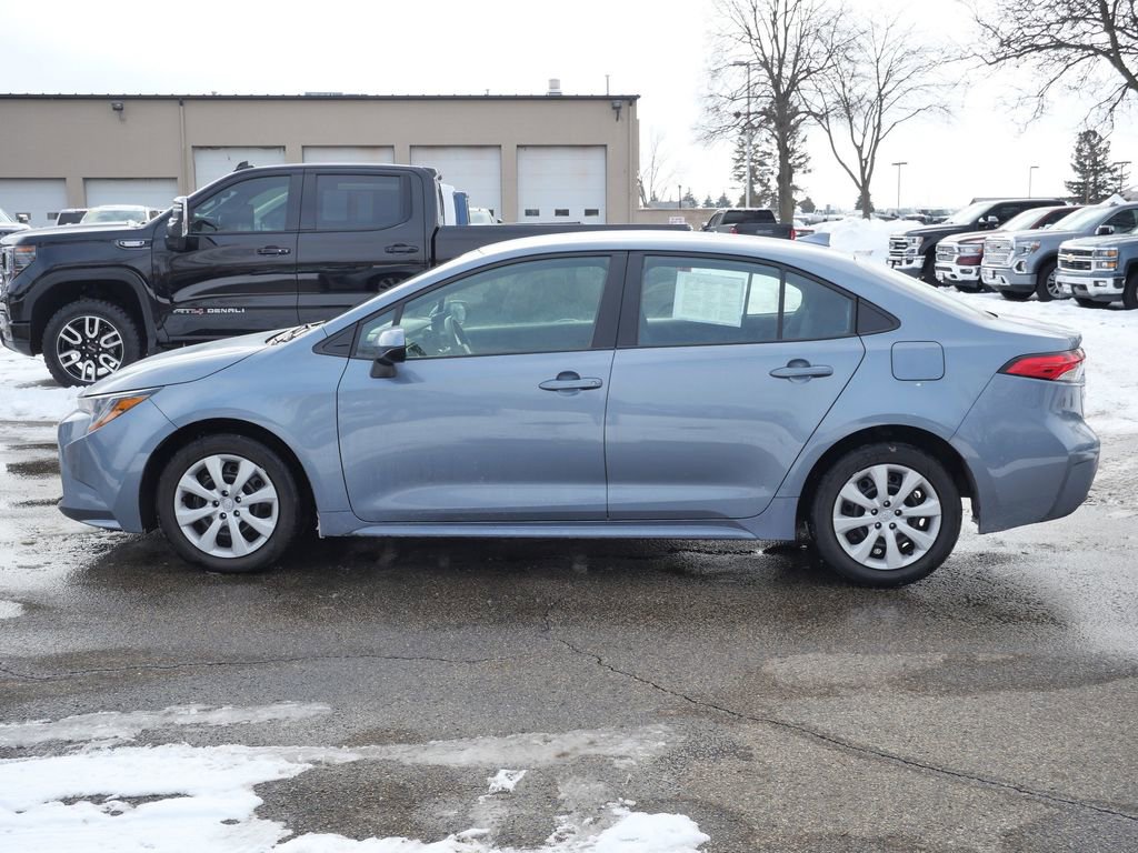 Used 2024 Toyota Corolla LE image 6