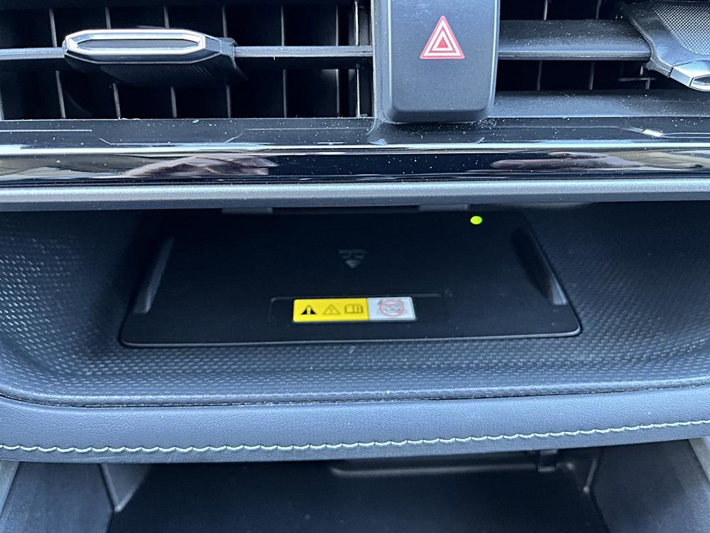 Used 2023 Toyota Highlander XLE AWD/4WD image 19