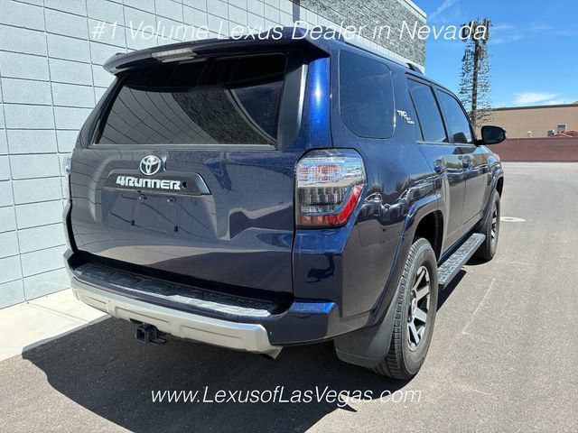 Used 2017 Toyota 4Runner TRD Off-Road Premium AWD/4WD image 3