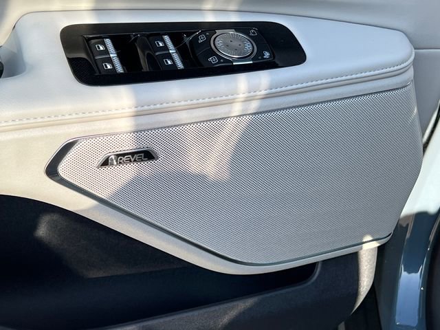 New 2026 Lincoln Nautilus Reserve AWD/4WD image 13