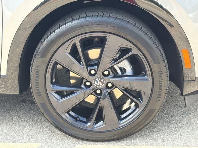 Used 2025 Buick Envision Sport Touring AWD/4WD image 12
