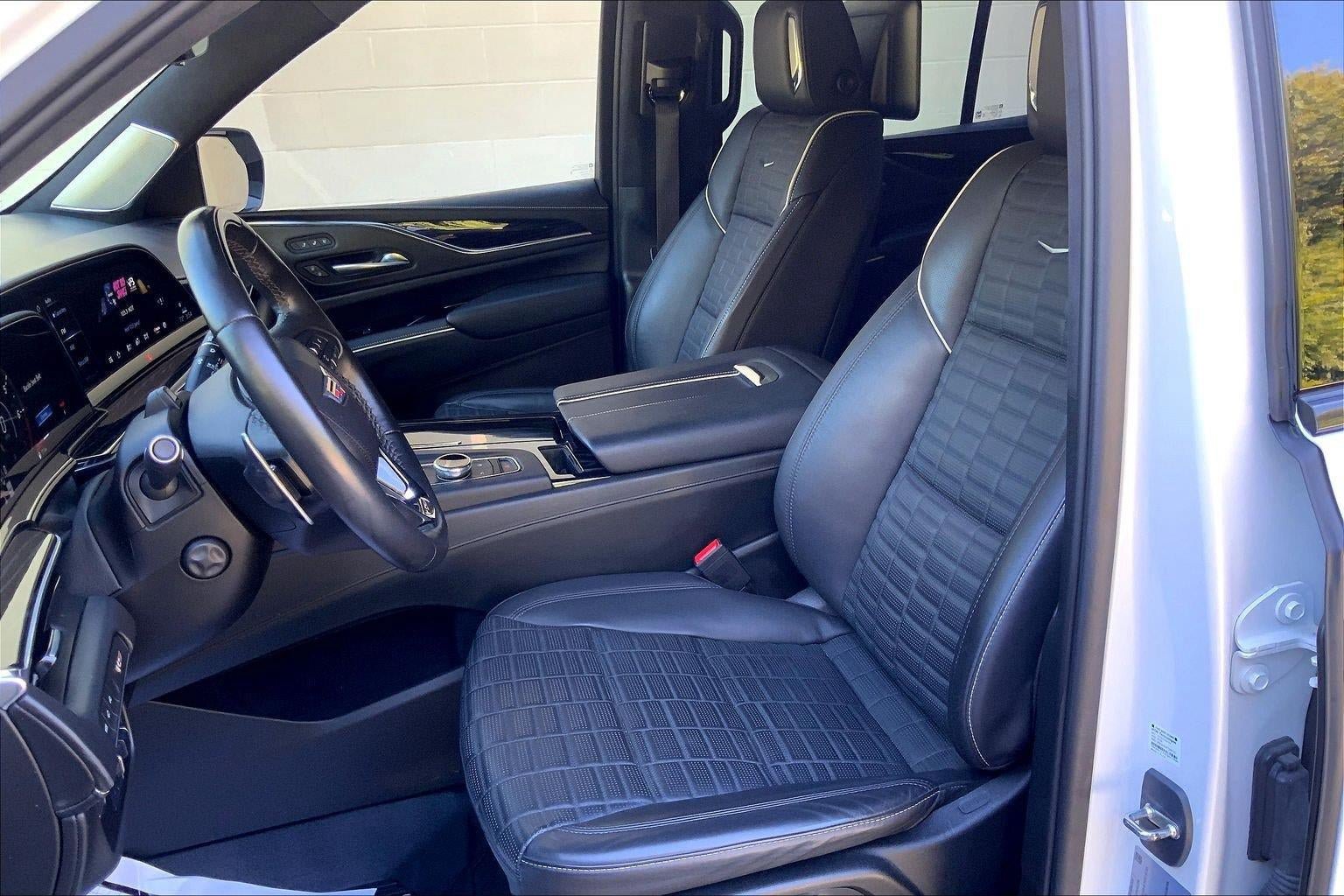 Certified 2023 Cadillac Escalade V AWD/4WD image 23