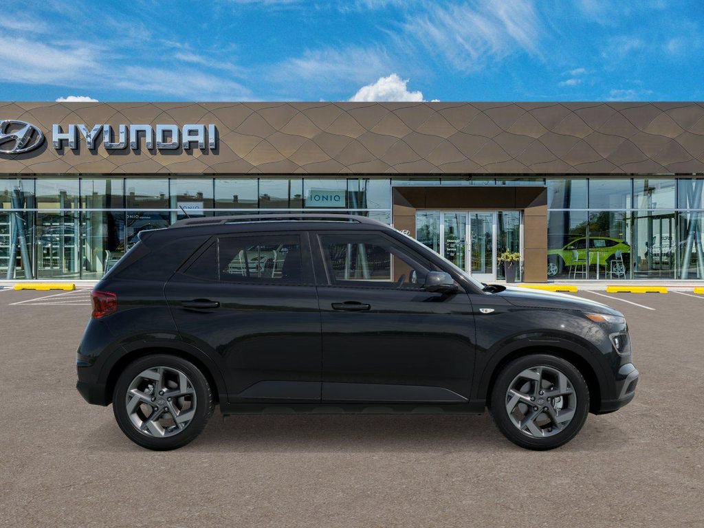 New 2026 Hyundai Venue SEL FWD image 8