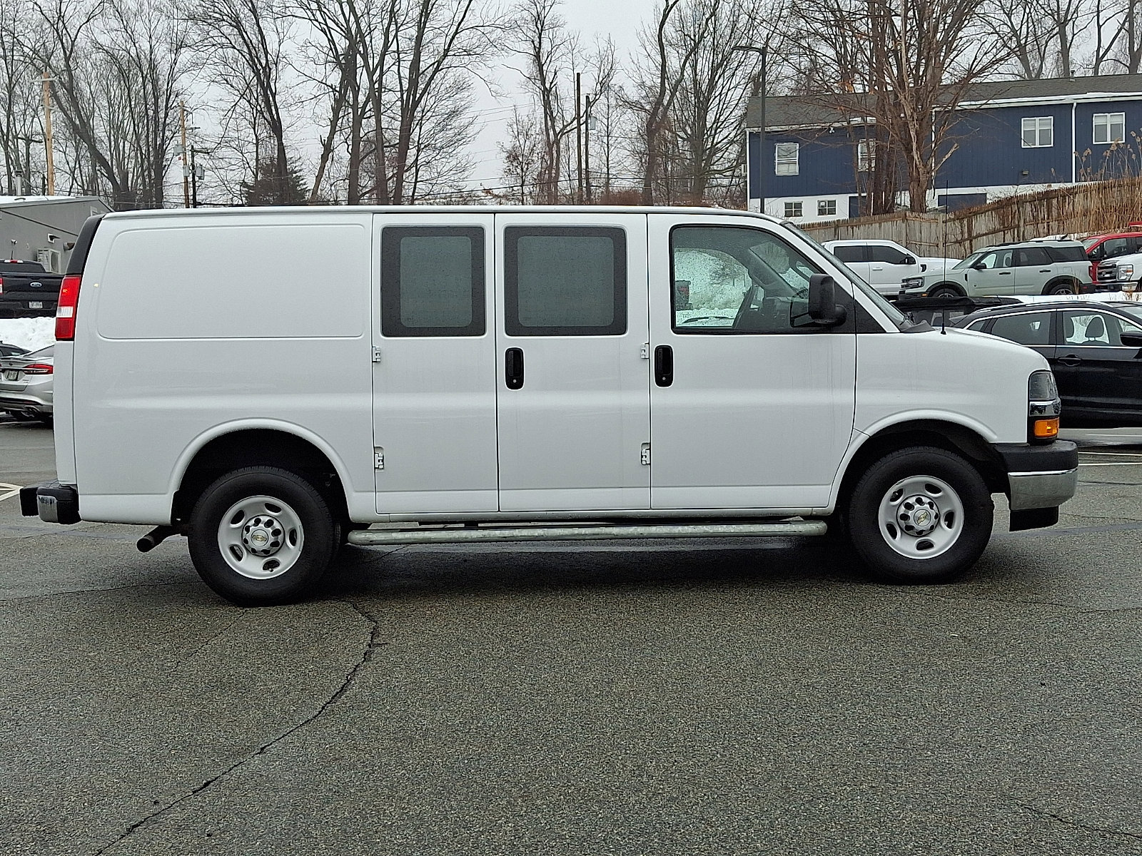 Used 2024 Chevrolet Express 2500 w/ Driver Convenience Package image 12