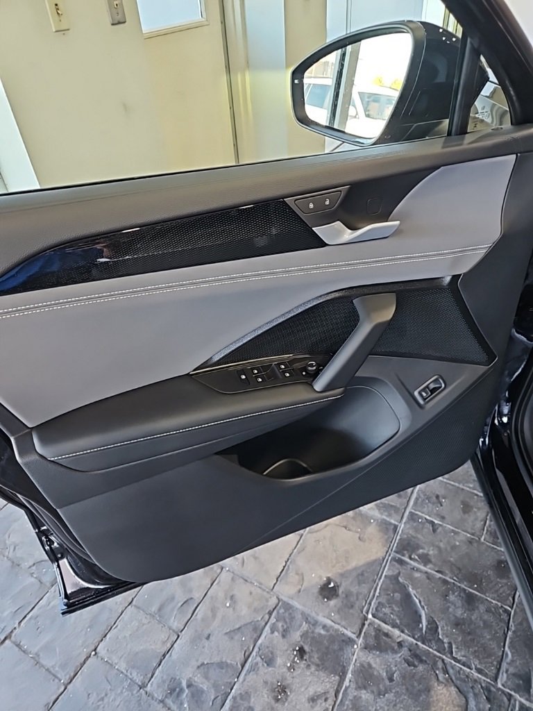 New 2026 Volkswagen Tiguan SE R-Line image 26