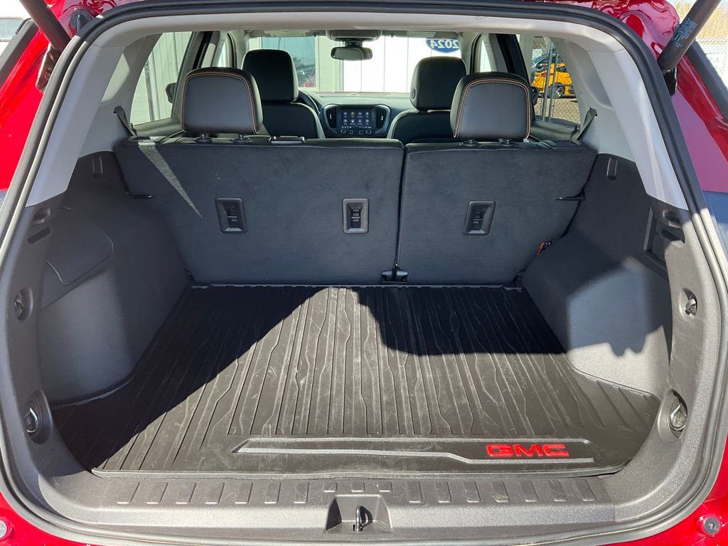Used 2024 GMC Terrain AT4 w/ Tech Package image 25
