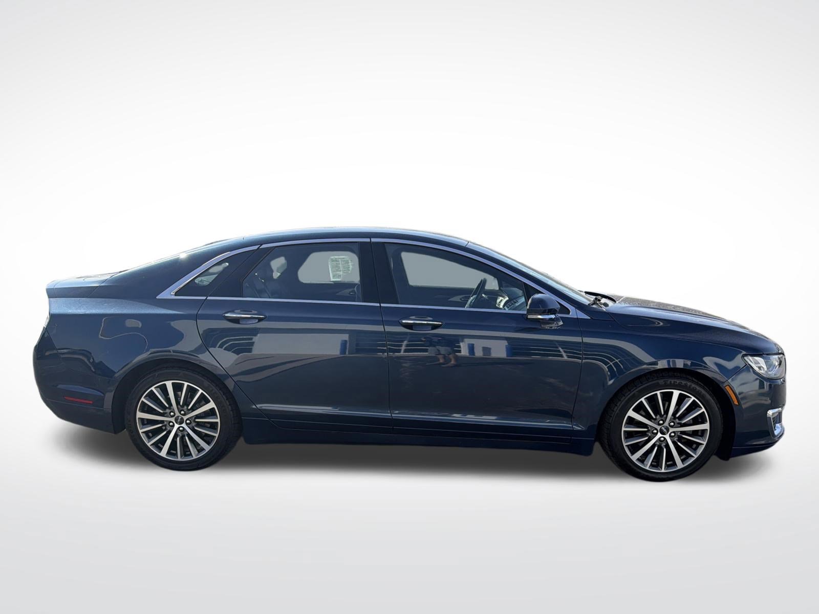 Used 2017 Lincoln MKZ Select image 5