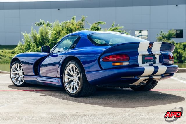 Used 1996 Dodge Viper GTS RWD image 9
