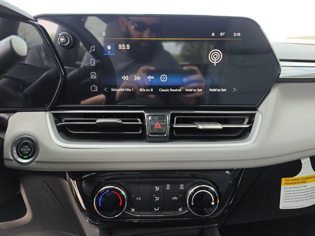 New 2026 Chevrolet TrailBlazer LT w/ LT Cold Weather Package FWD image 23