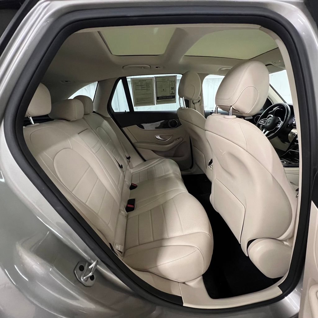 Certified 2022 Mercedes-Benz GLC 300 image 21